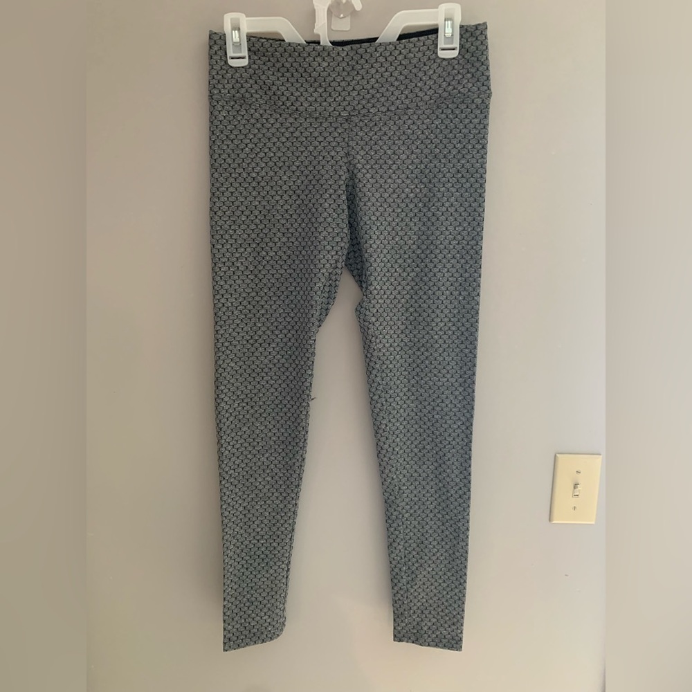 Track & Bliss Womens Leggings SZ MD Grey Textured Ankle Stretch Workout Casual